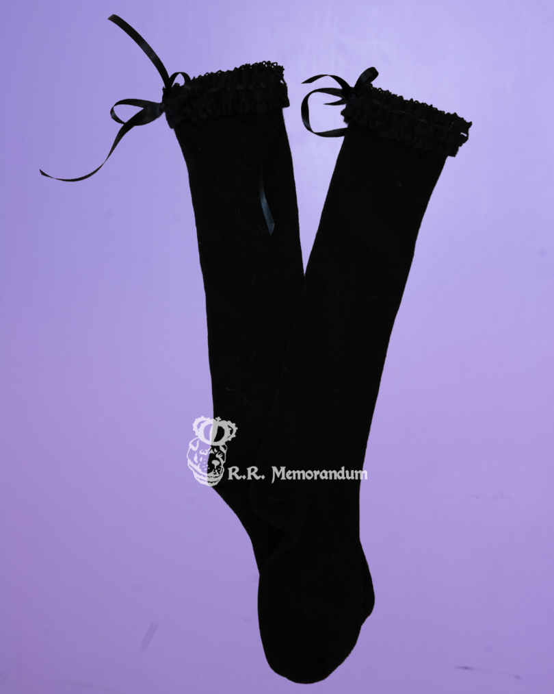 Basics Lace UTK socks