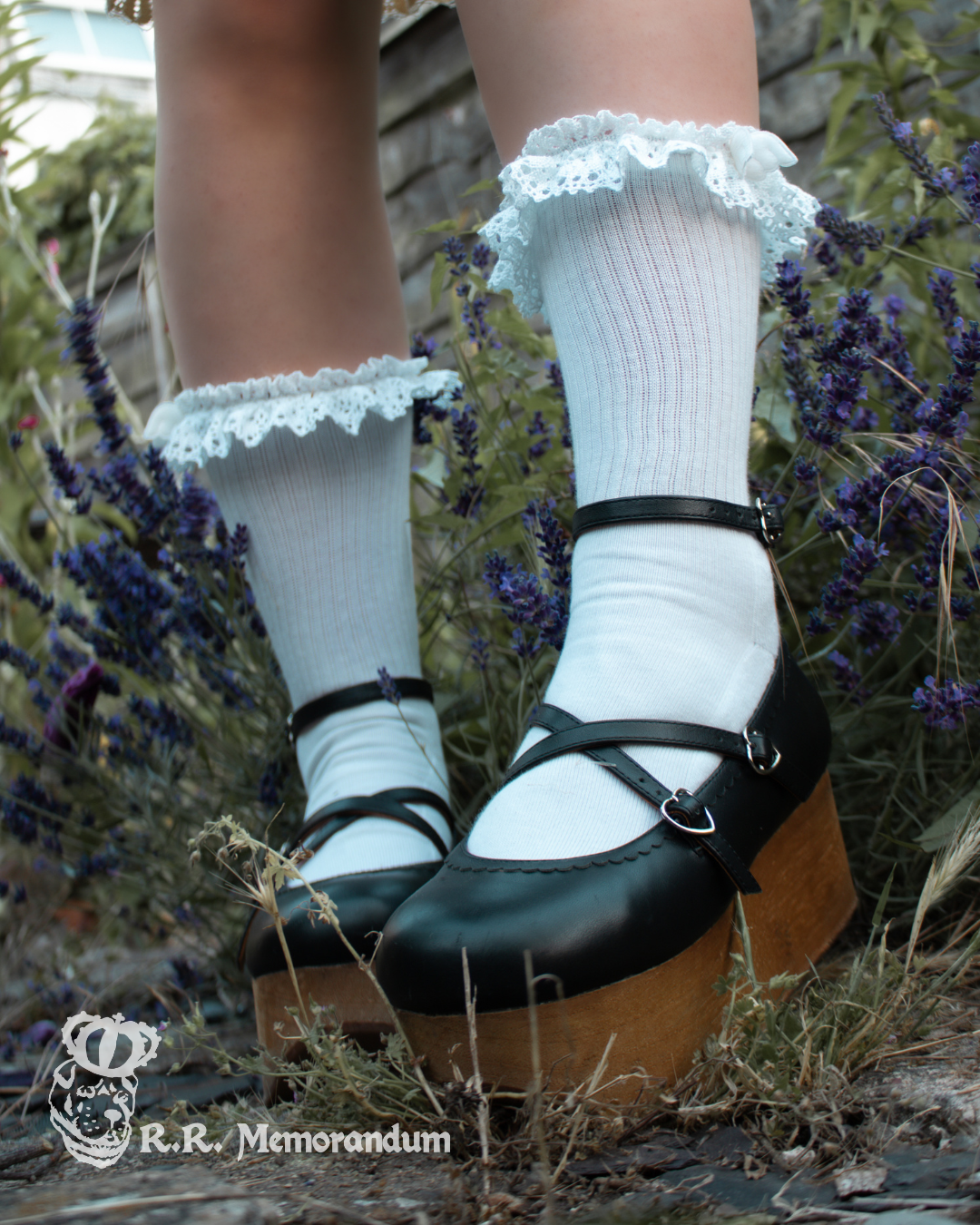 Angelic Cotton Crew Socks